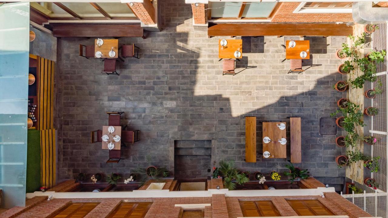 Traditional Stay - A Boutique Hotel Lalitpur Exteriör bild